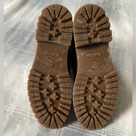 Timberland Women's Dark Brown Lace-Up Boots - Picture 6 of 10